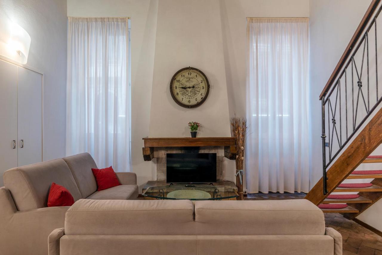 Foro Romano Stylish And Central Apartment Kültér fotó